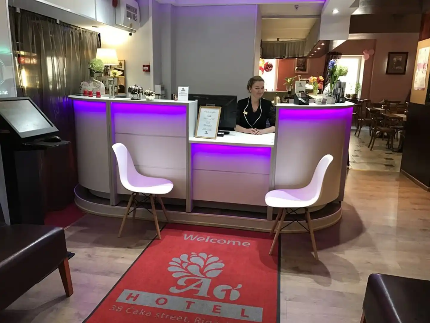 A1 Bar