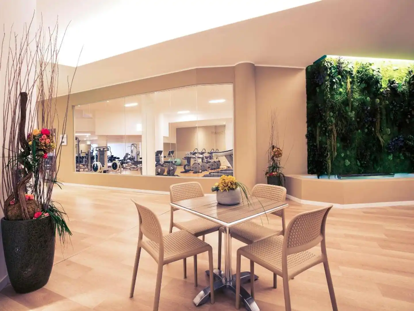 Mercure Olbia Bar