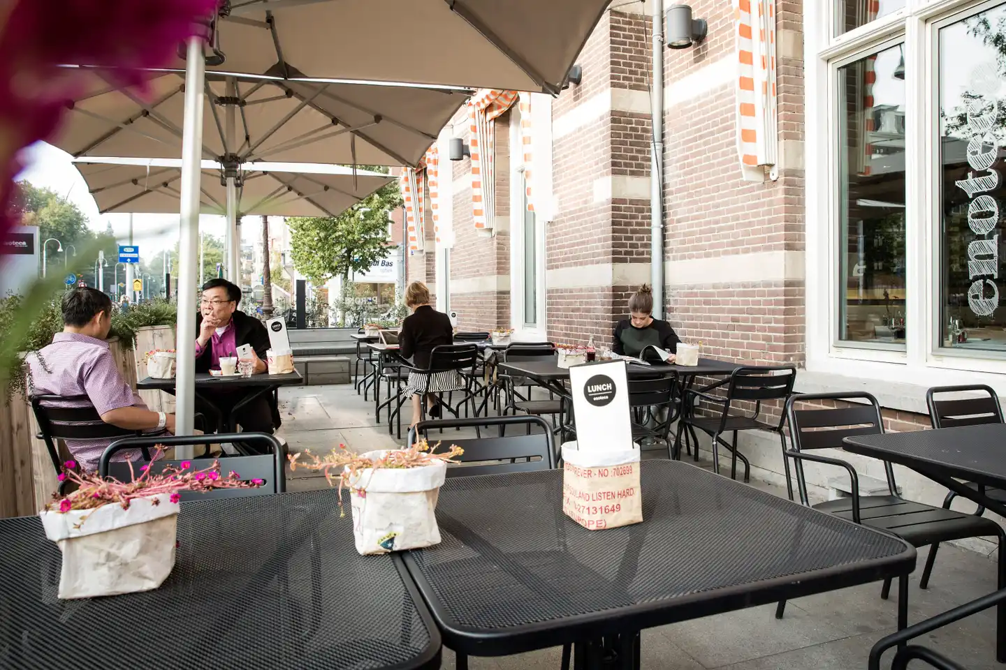 The Manor Amsterdam Terrasse