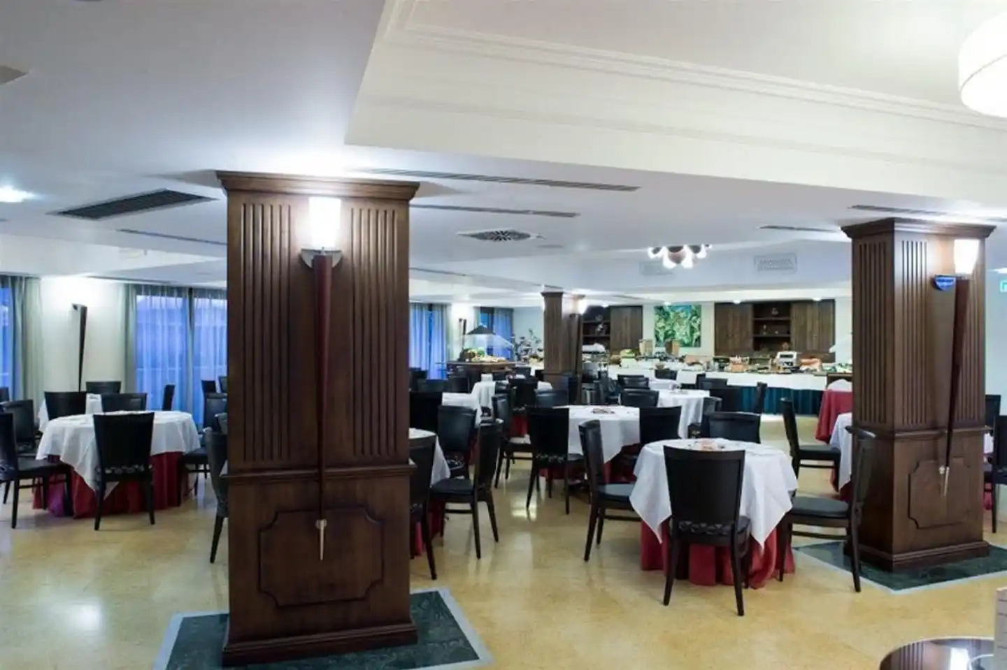 Artemis Hotel Restaurant