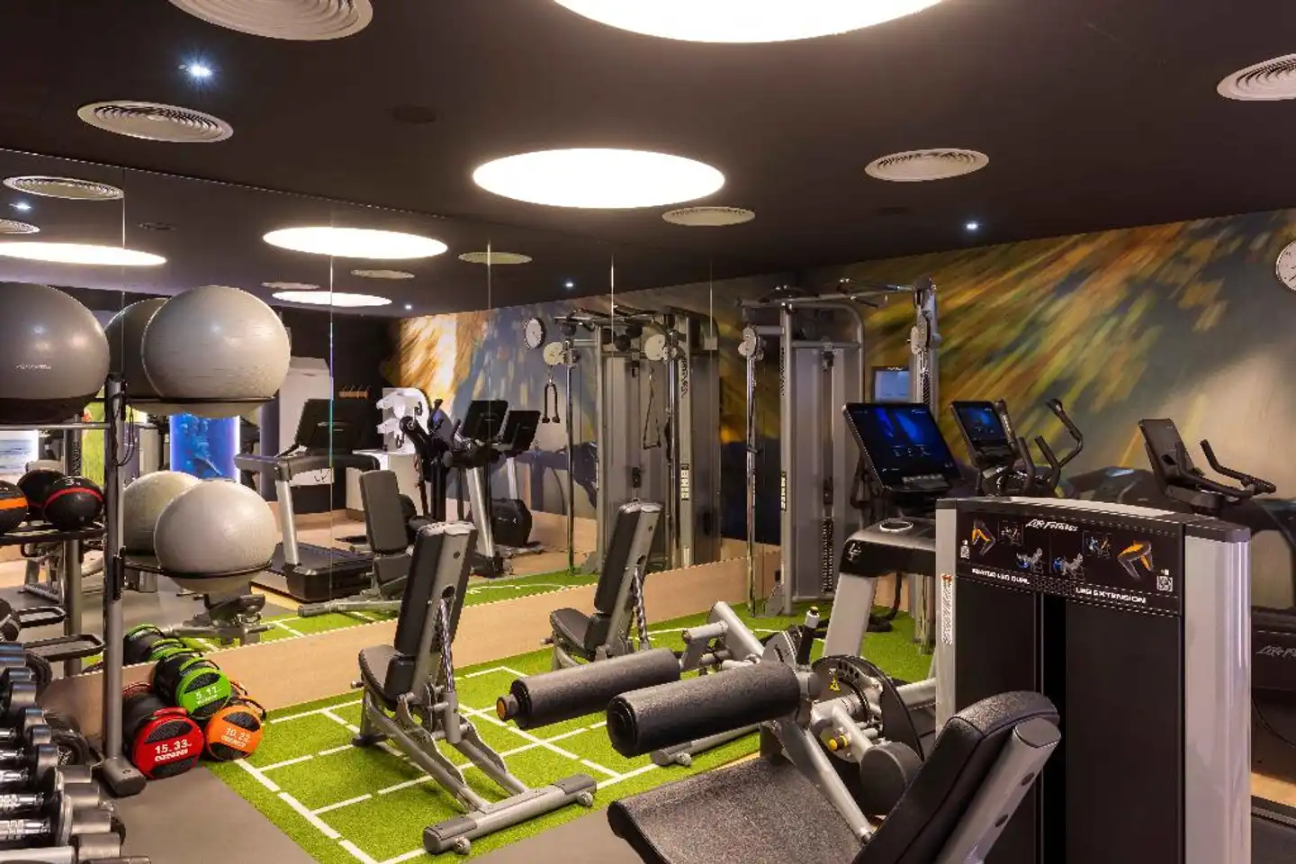 Scandic Emporio Hamburg Sport und Entertainment