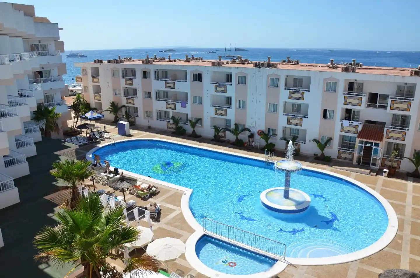 Vibra Panoramic Pool