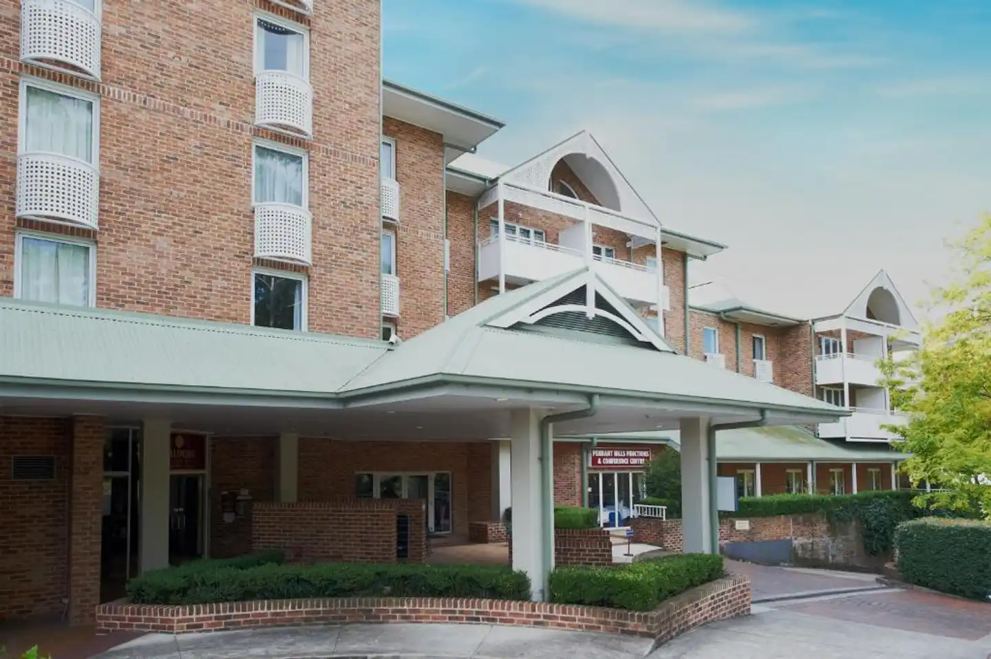 Pennant Hills Waldorf Apartment Hotel Aussenansicht