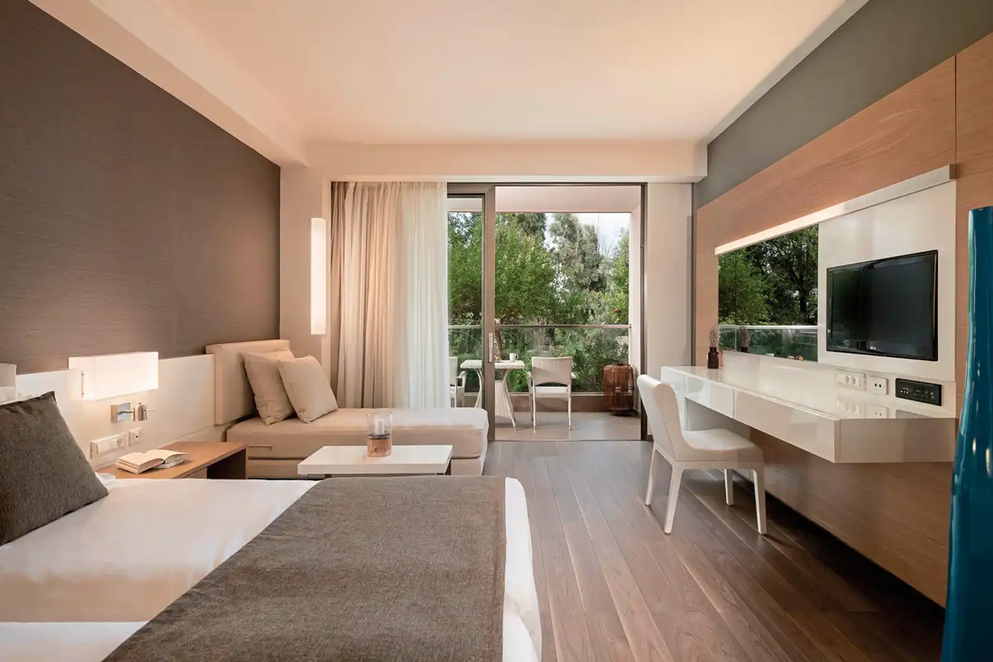 Avra Imperial Beach Resort Wohnbeispiel