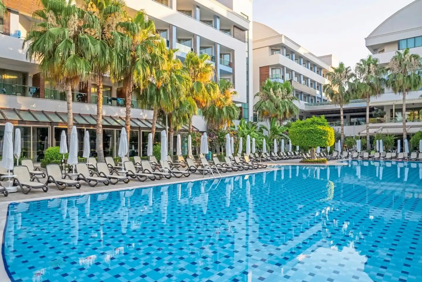 Port Side Resort Hotel Pool