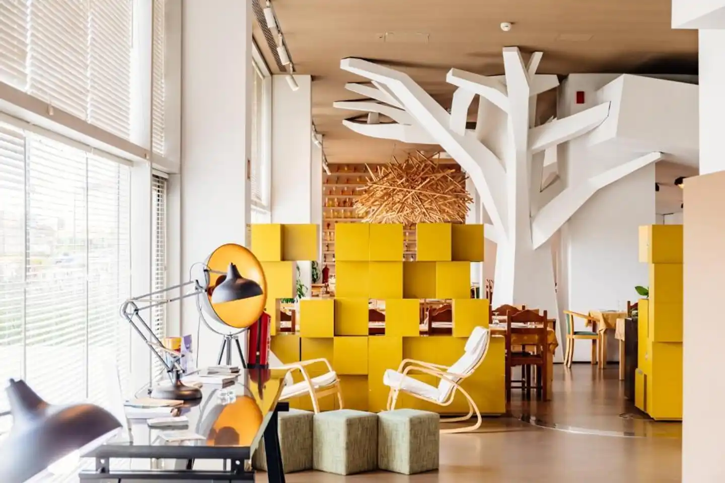 Basic Braga by Axis Lobby