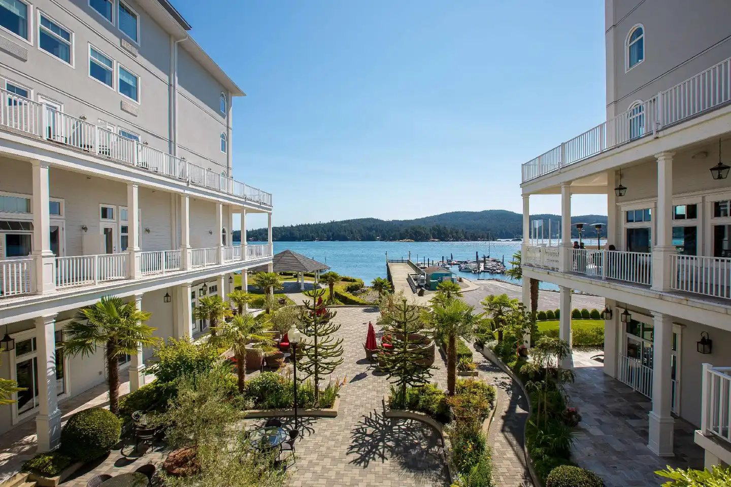 Prestige Oceanfront Resort Sooke Aussenansicht