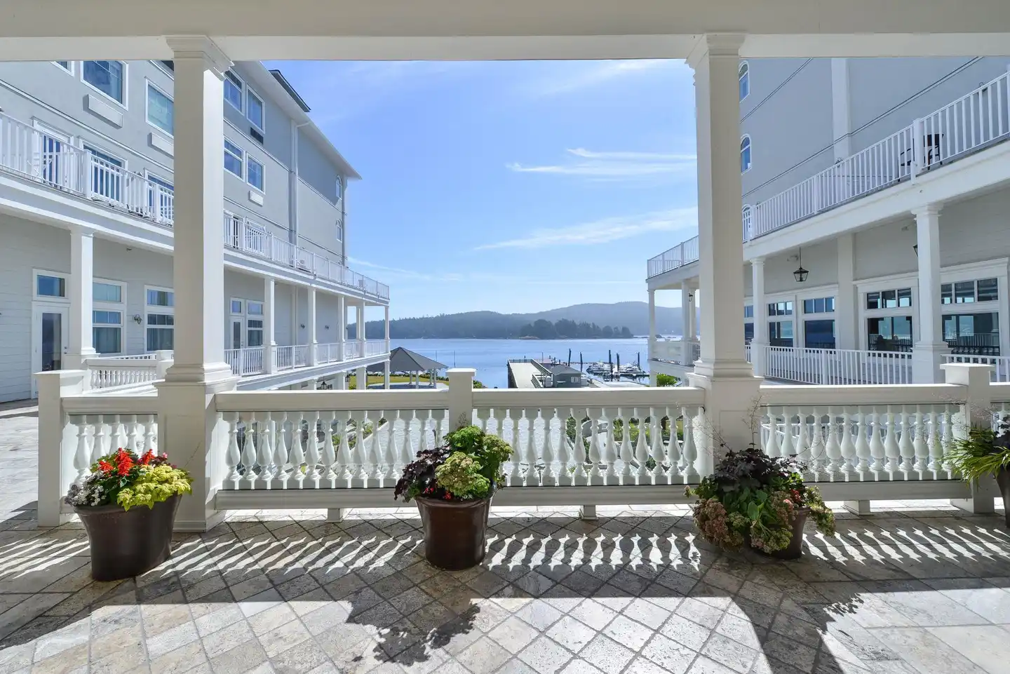 Prestige Oceanfront Resort Sooke Aussenansicht
