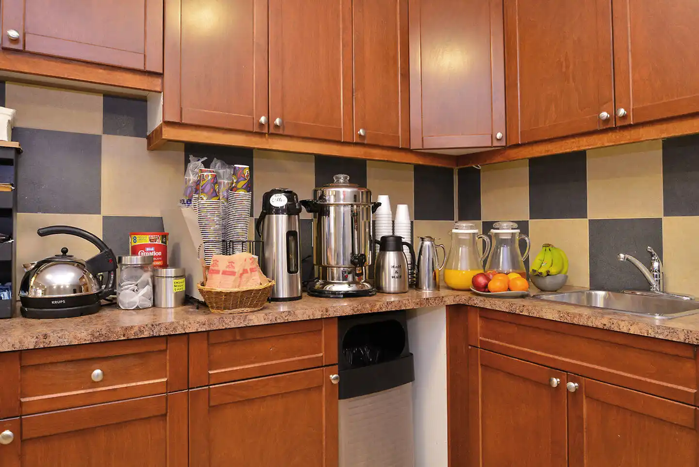 Econo Lodge Inn & Suites Restaurant