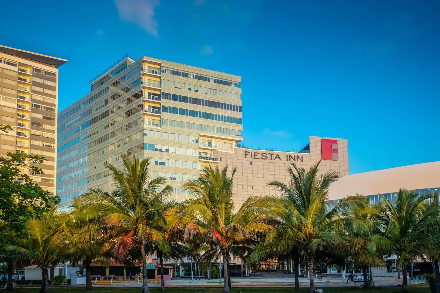 Fiesta Inn Cancun Las Americas Aussenansicht