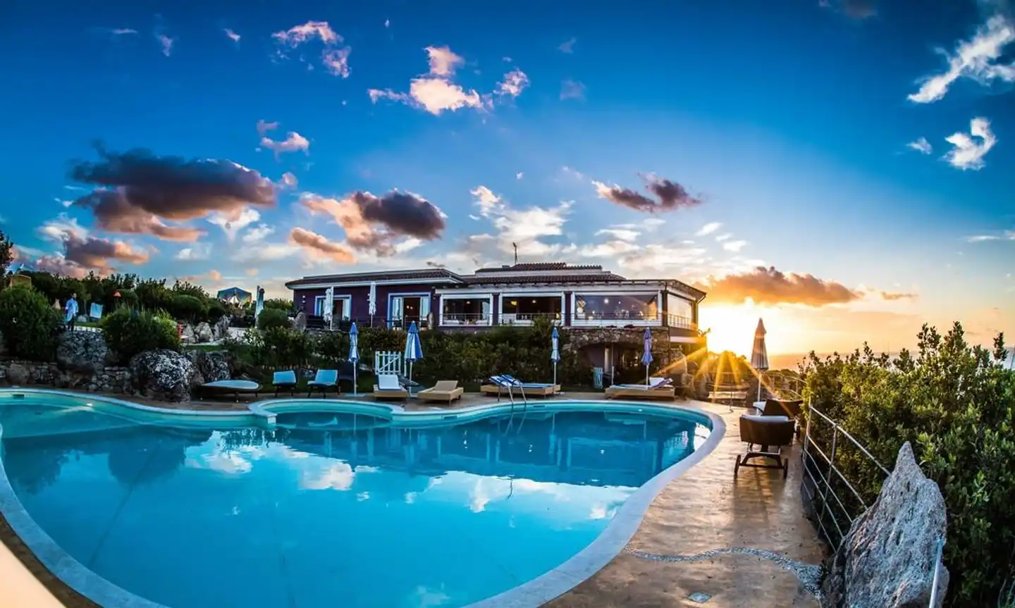 Bajaloglia Resort Pool