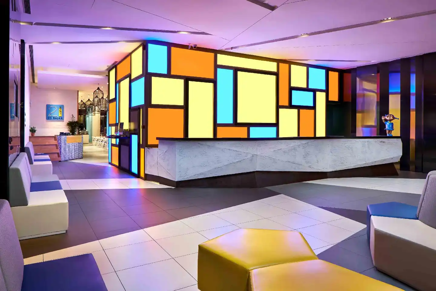 Days Hotel by Wyndham Singapore at Zhongshan Park Lobby