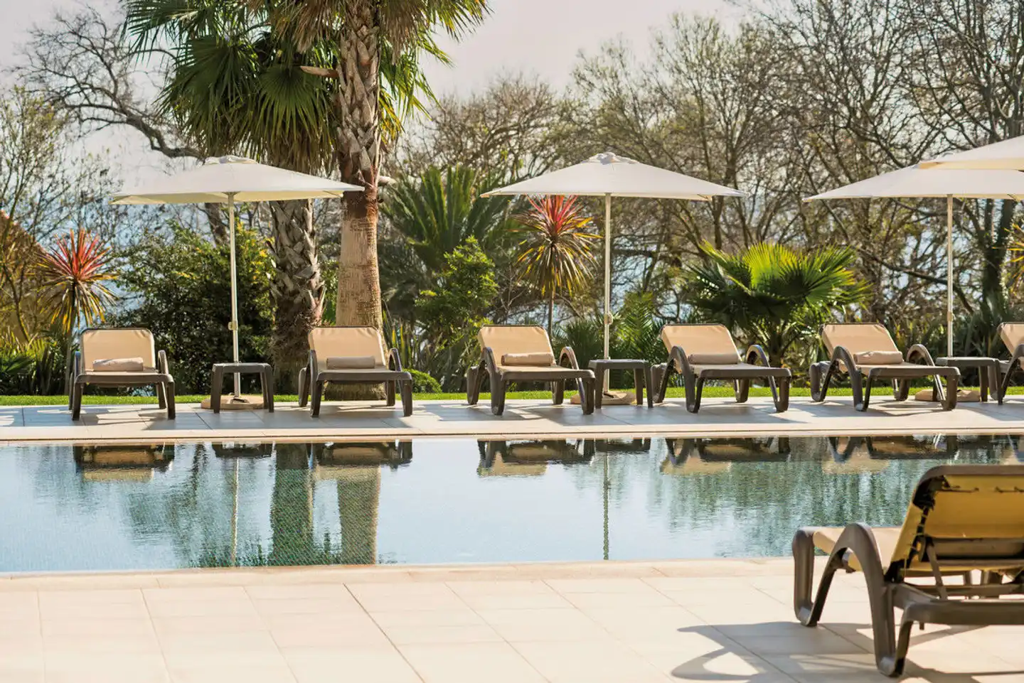 Vila Galé Collection Palacio dos Arcos Pool