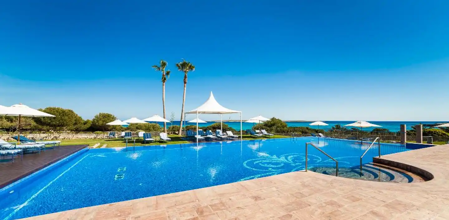 Insotel Punta Prima Prestige Suites & Spa Pool