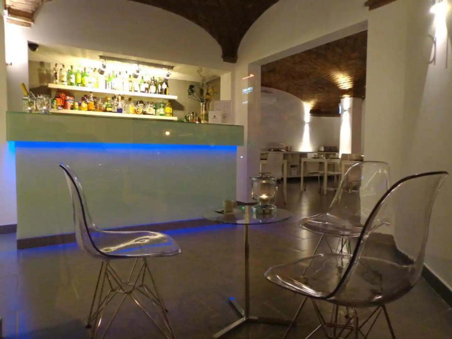 KR Hotel Bar