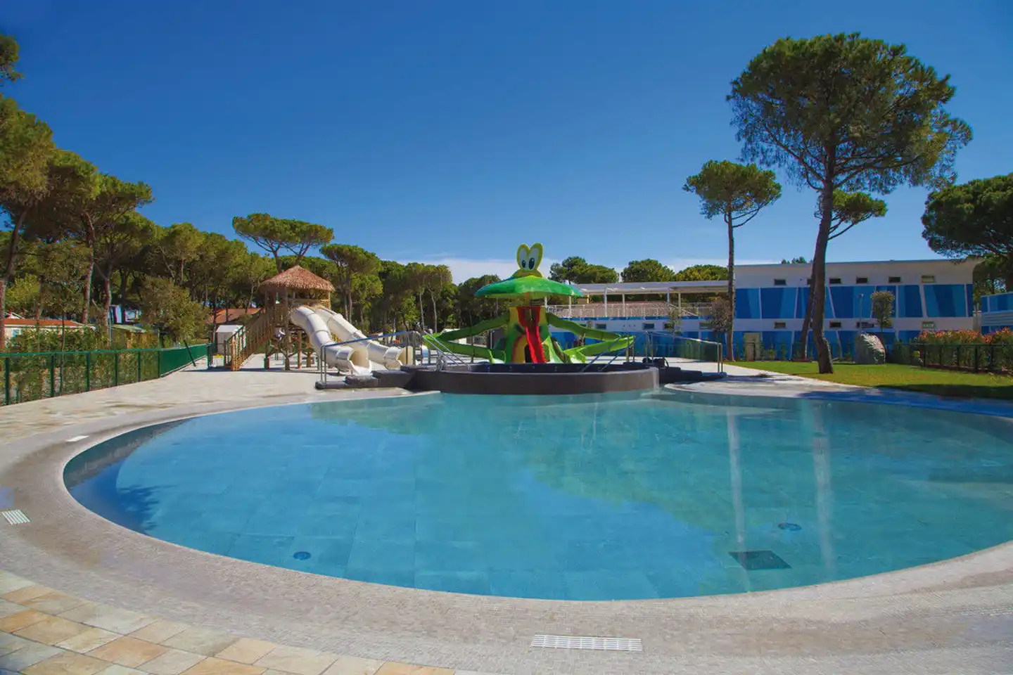 The Green Park Hotel Pool