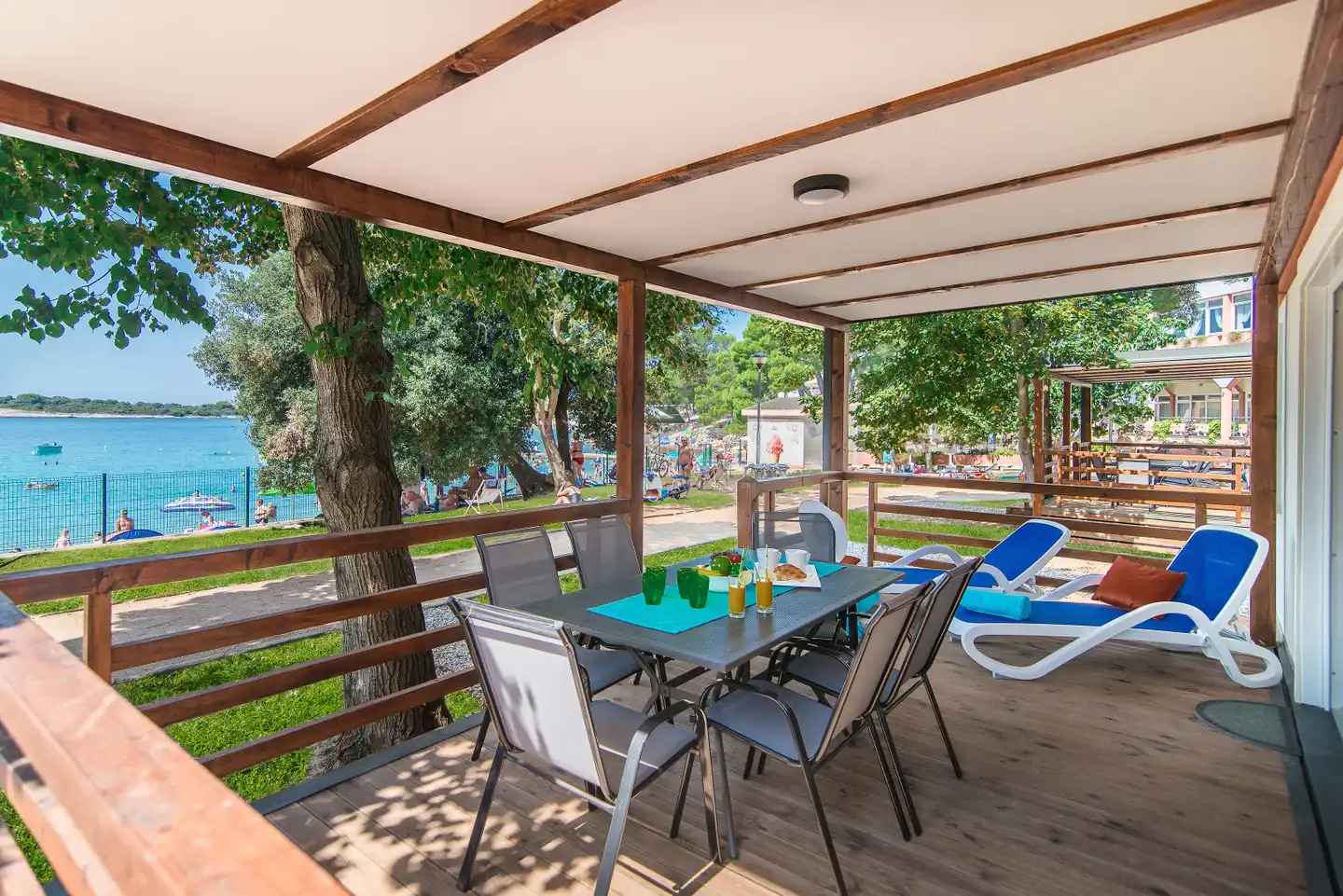Centinera Mobile Homes Terrasse
