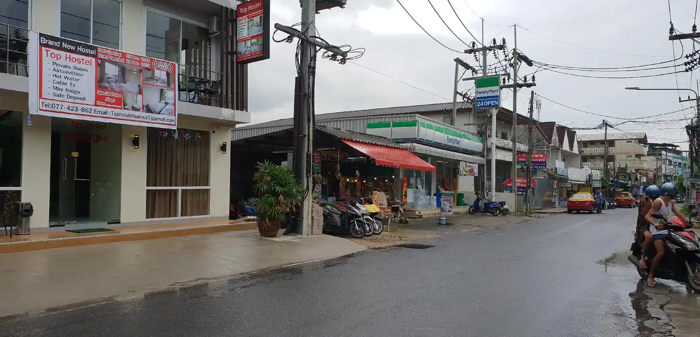 Top Hostel Samui. Aussenansicht