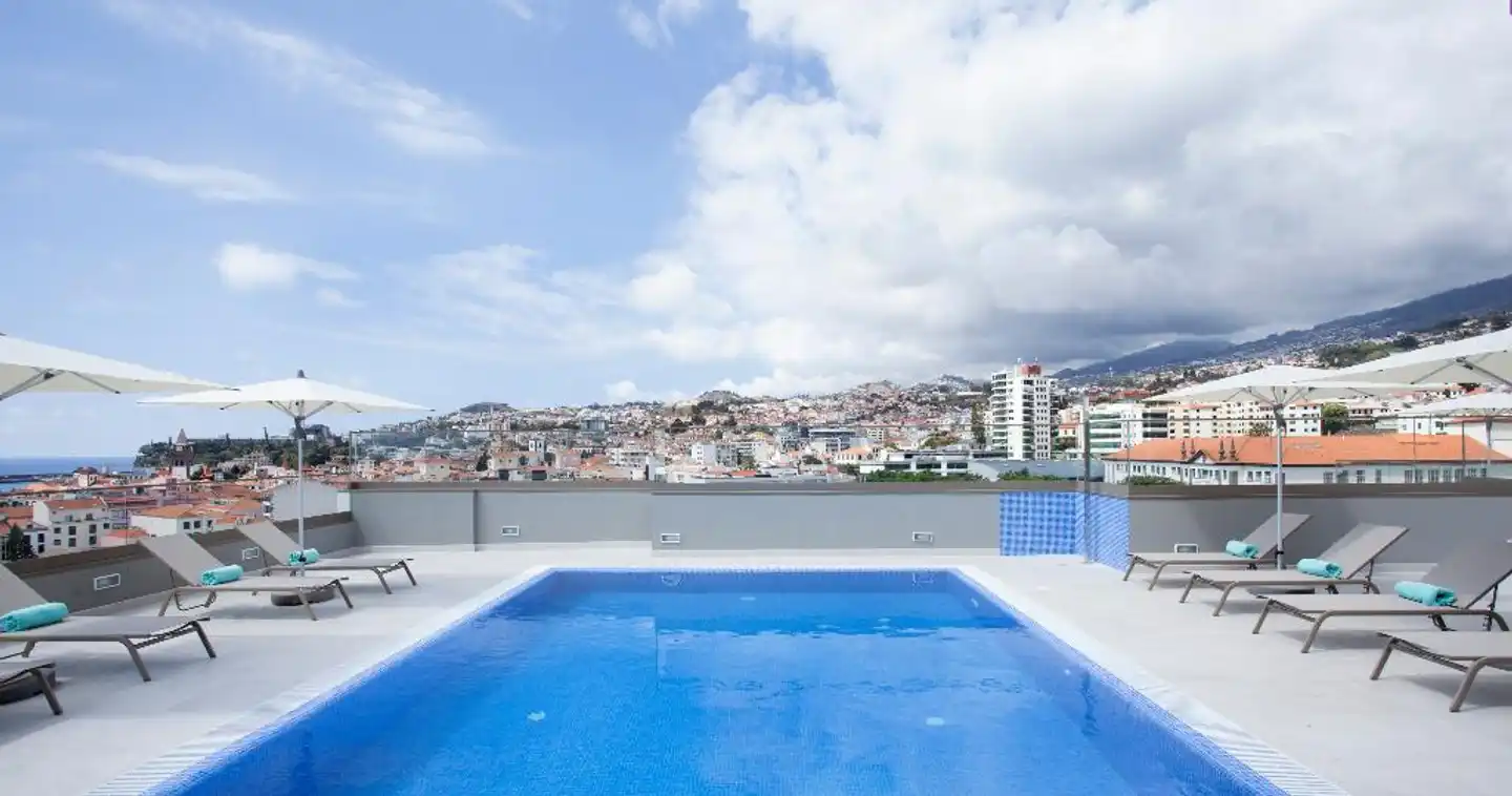 TURIM Santa Maria Hotel Pool