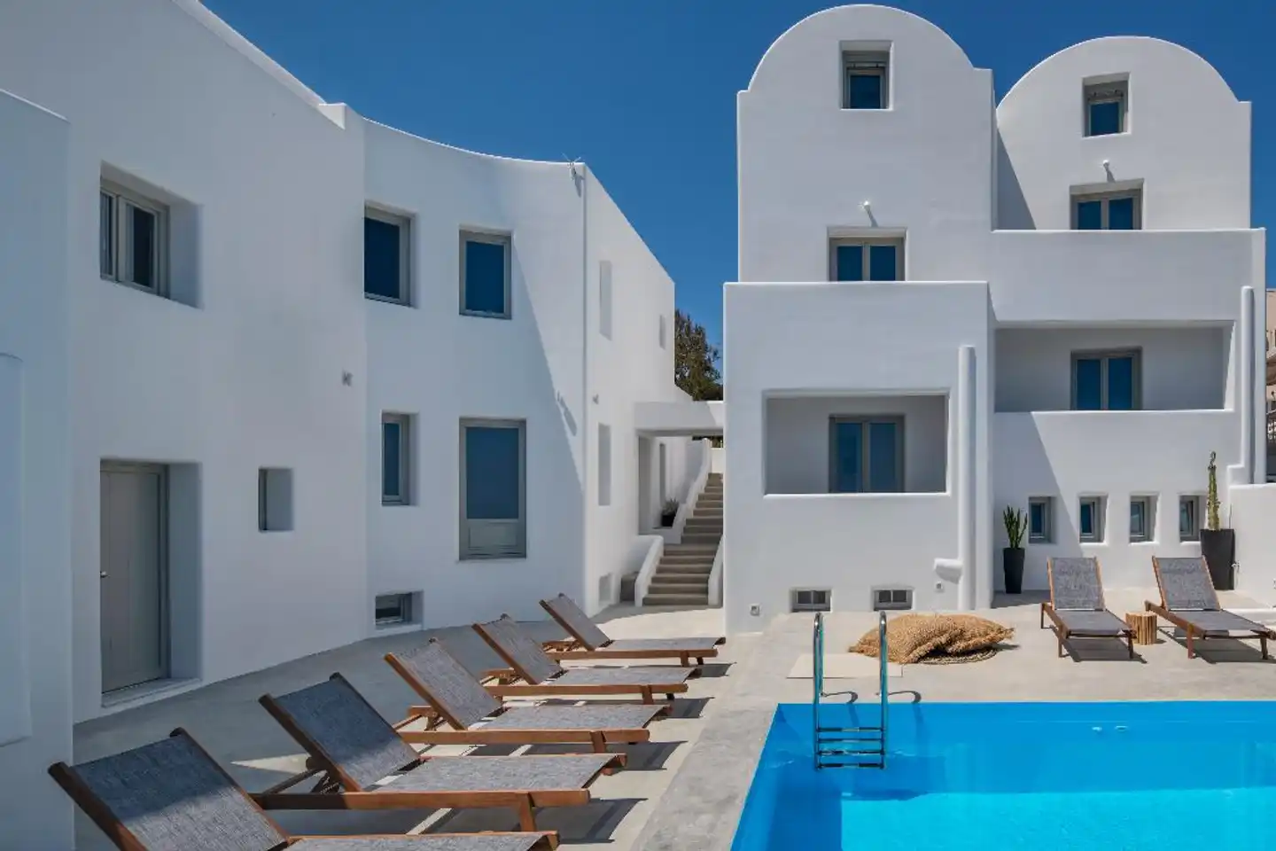 Seven Suites Pool