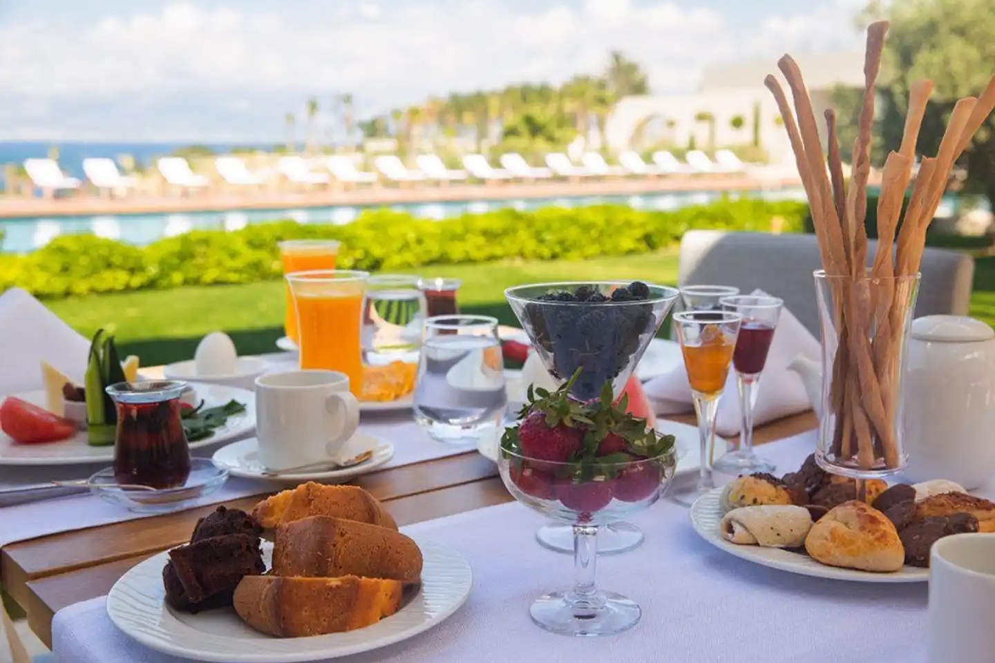 On'Live Deluxe Hotel Restaurant