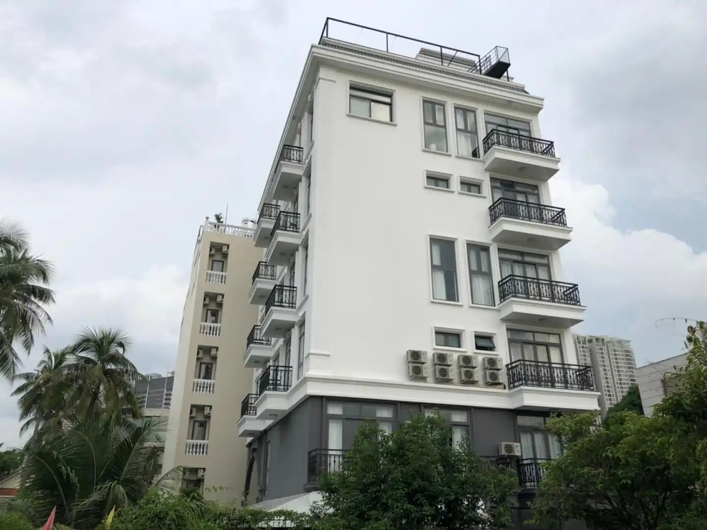Melow Riverview Apartment Aussenansicht