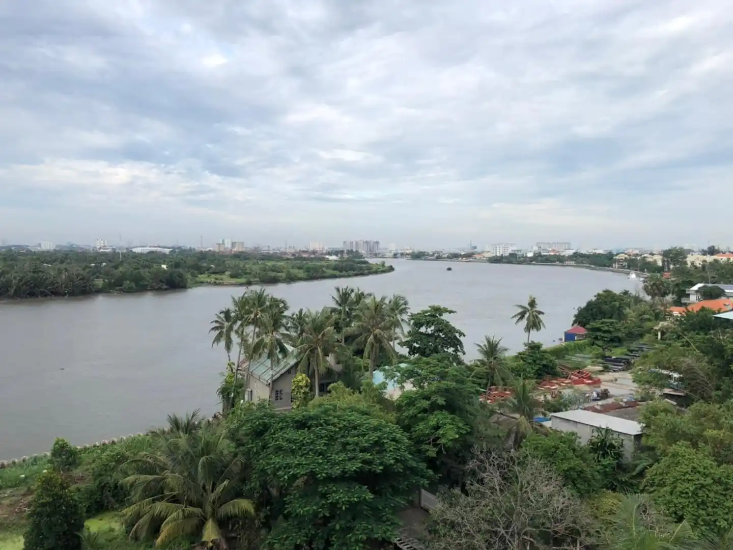 Melow Riverview Apartment Landschaft