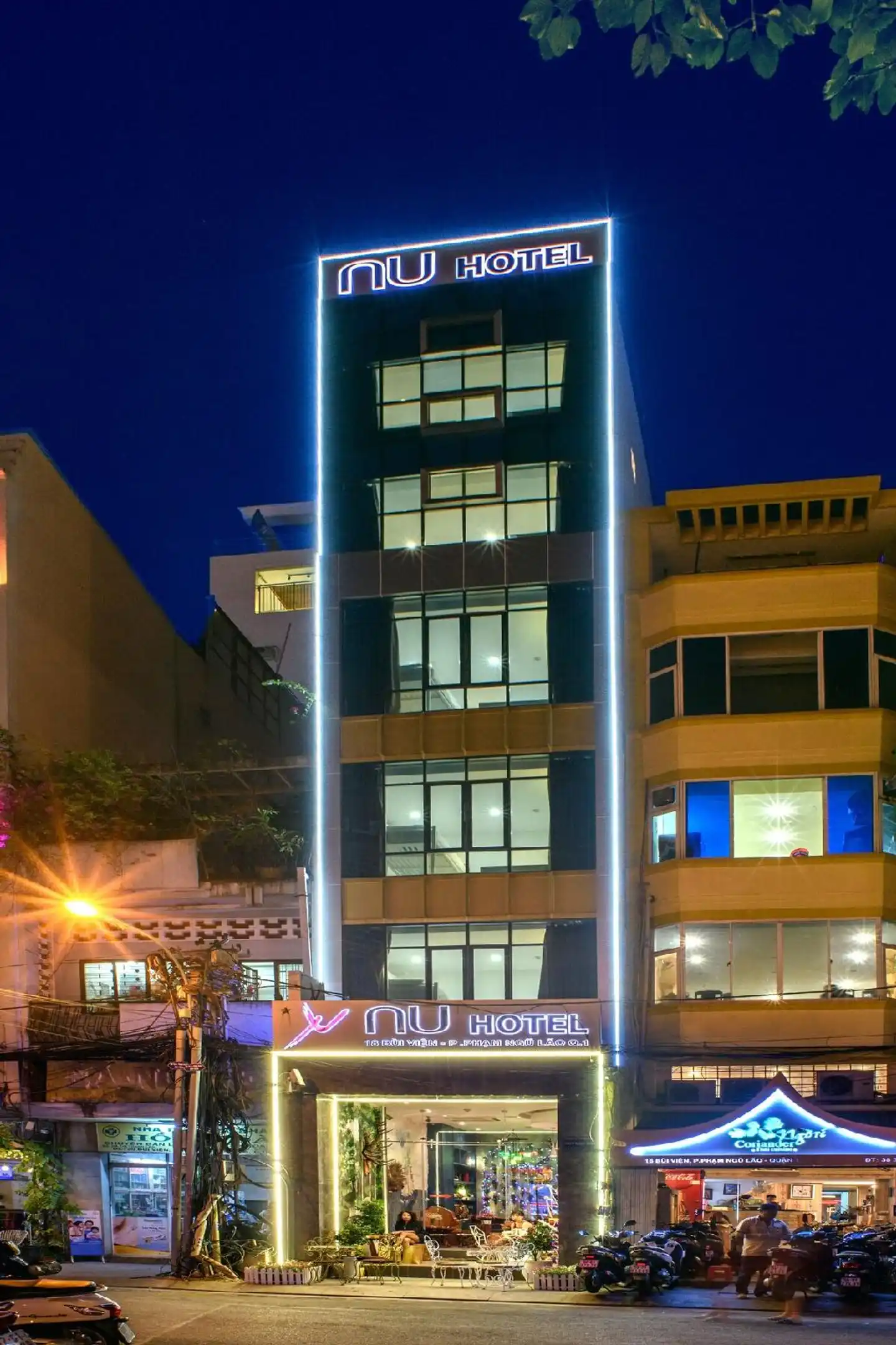 Nu Hotel Aussenansicht