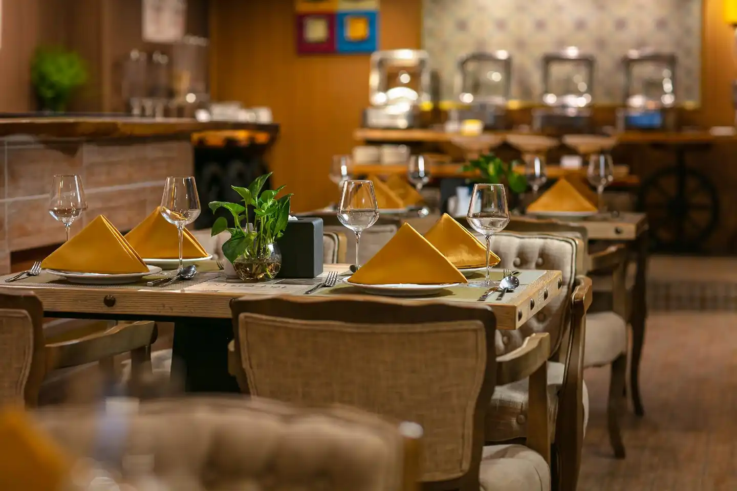 Nesta Hotel Saigon Restaurant