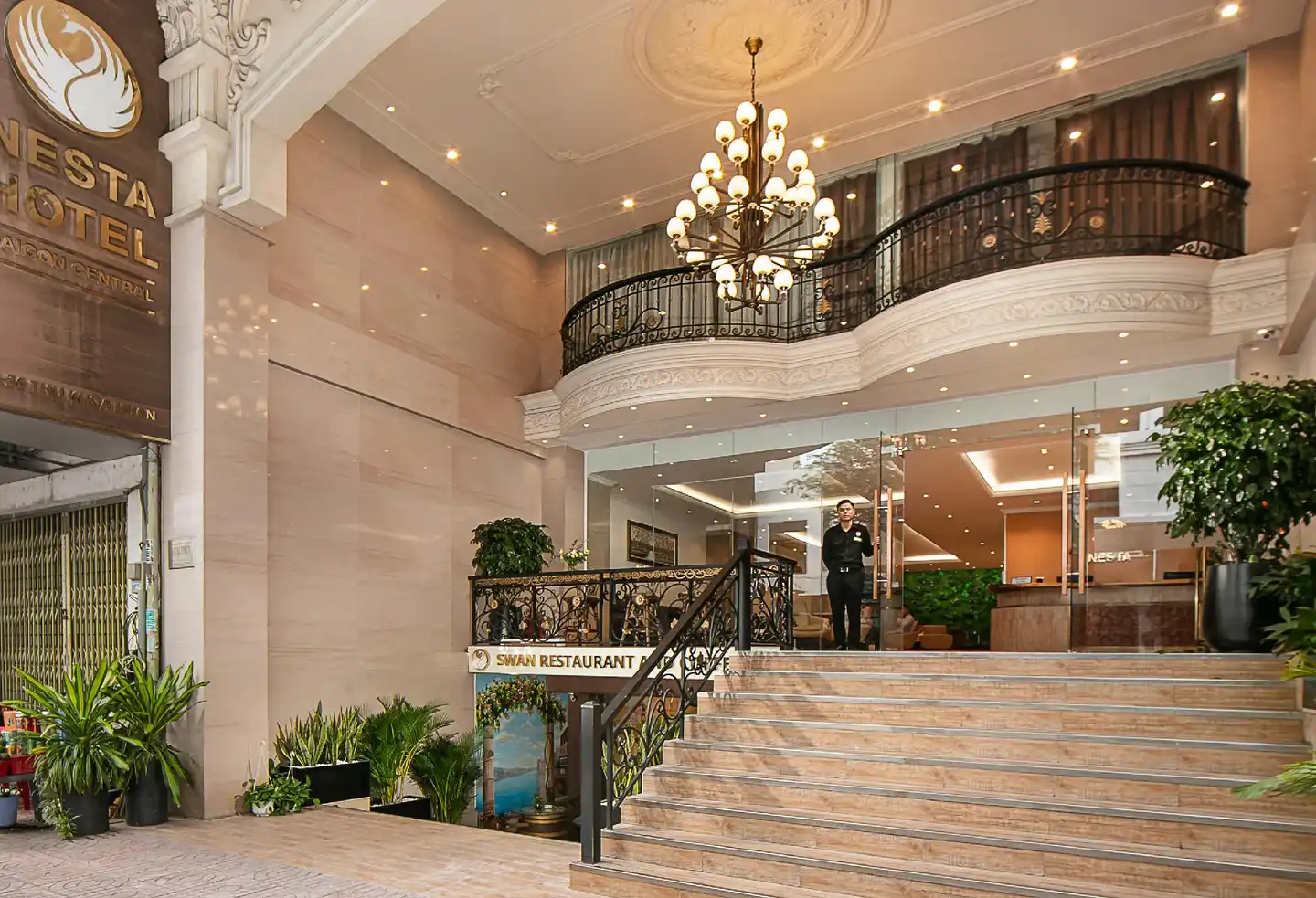 Nesta Hotel Saigon Lobby