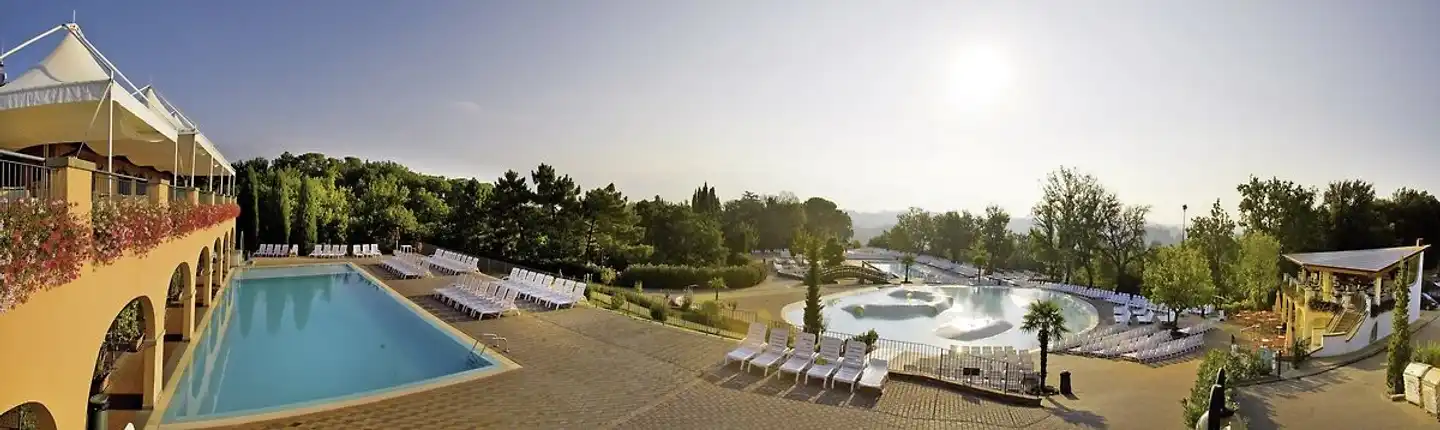 Hu Norcenni Girasole Village (by Happy Camp) Strand