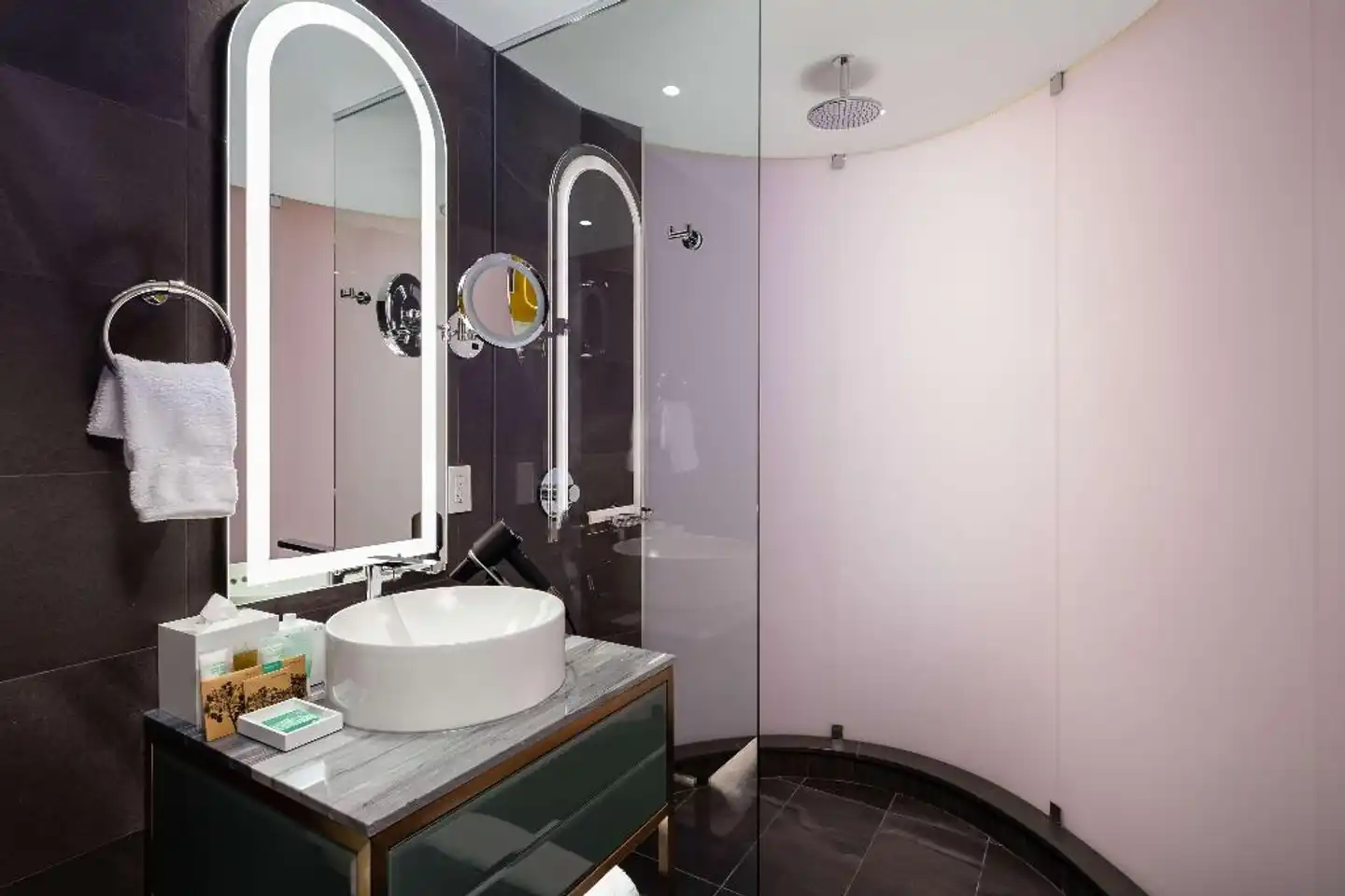 Versante Hotel Badezimmer