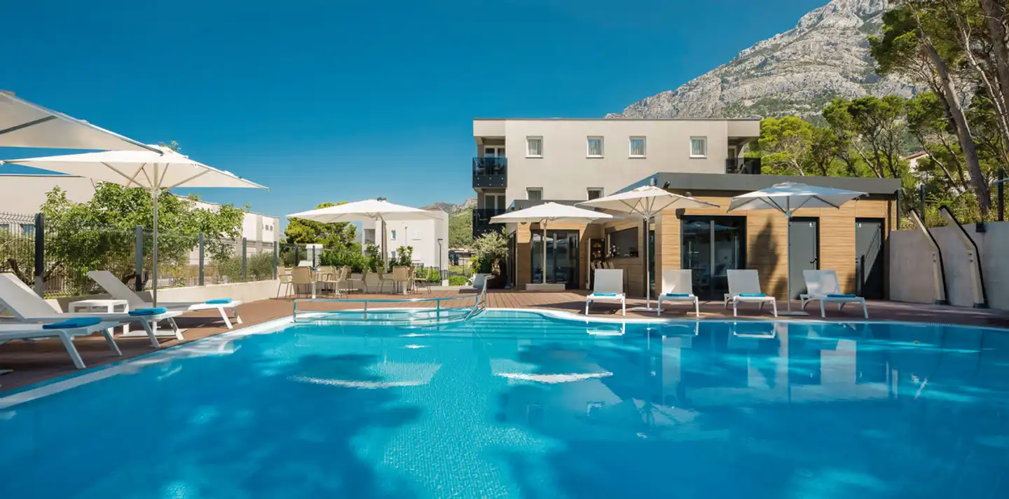Noemia Resort Pool