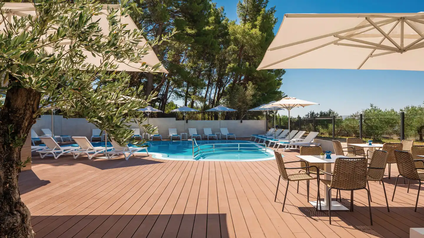 Noemia Resort Pool