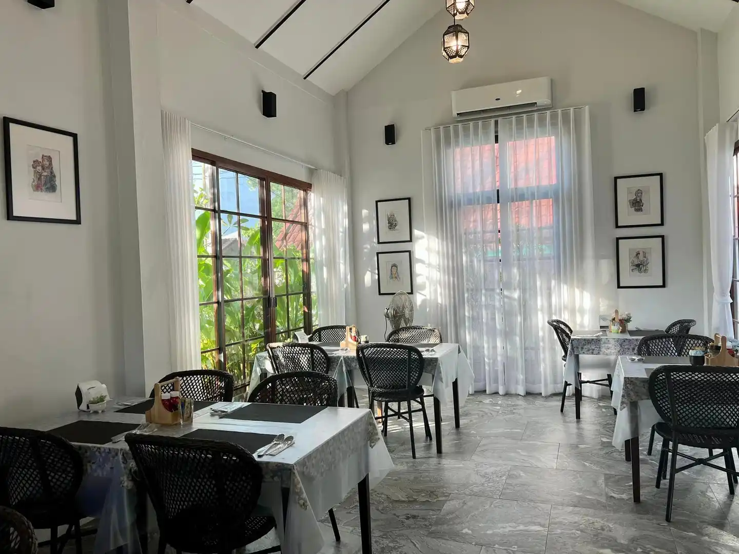 Palin Family Cottage Restaurant