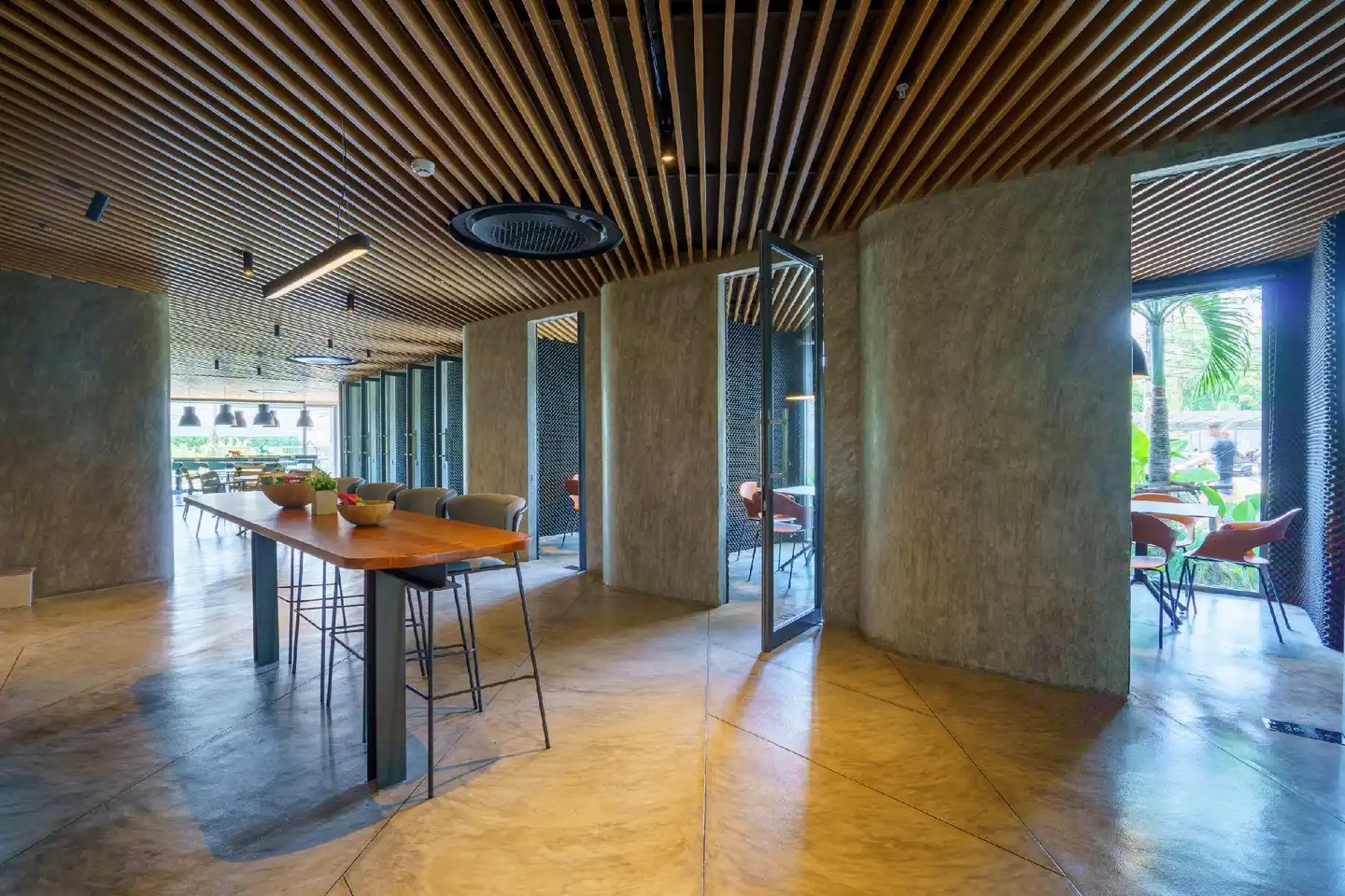 HOMA Phuket Town Lobby