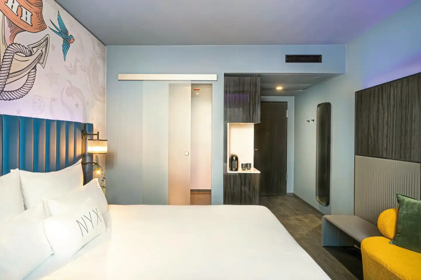 NYX Hotel Hamburg Wohnbeispiel