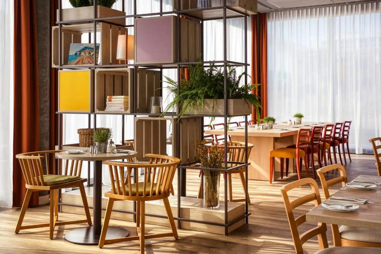 IntercityHotel Karlsruhe Lobby