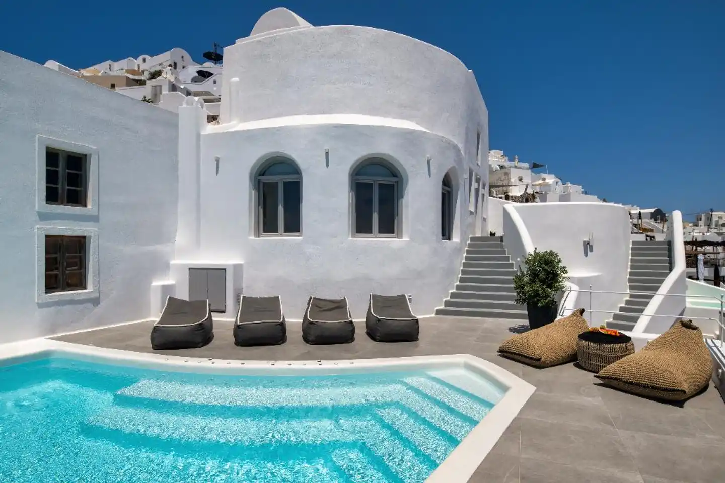 Eteoro Suites Pool