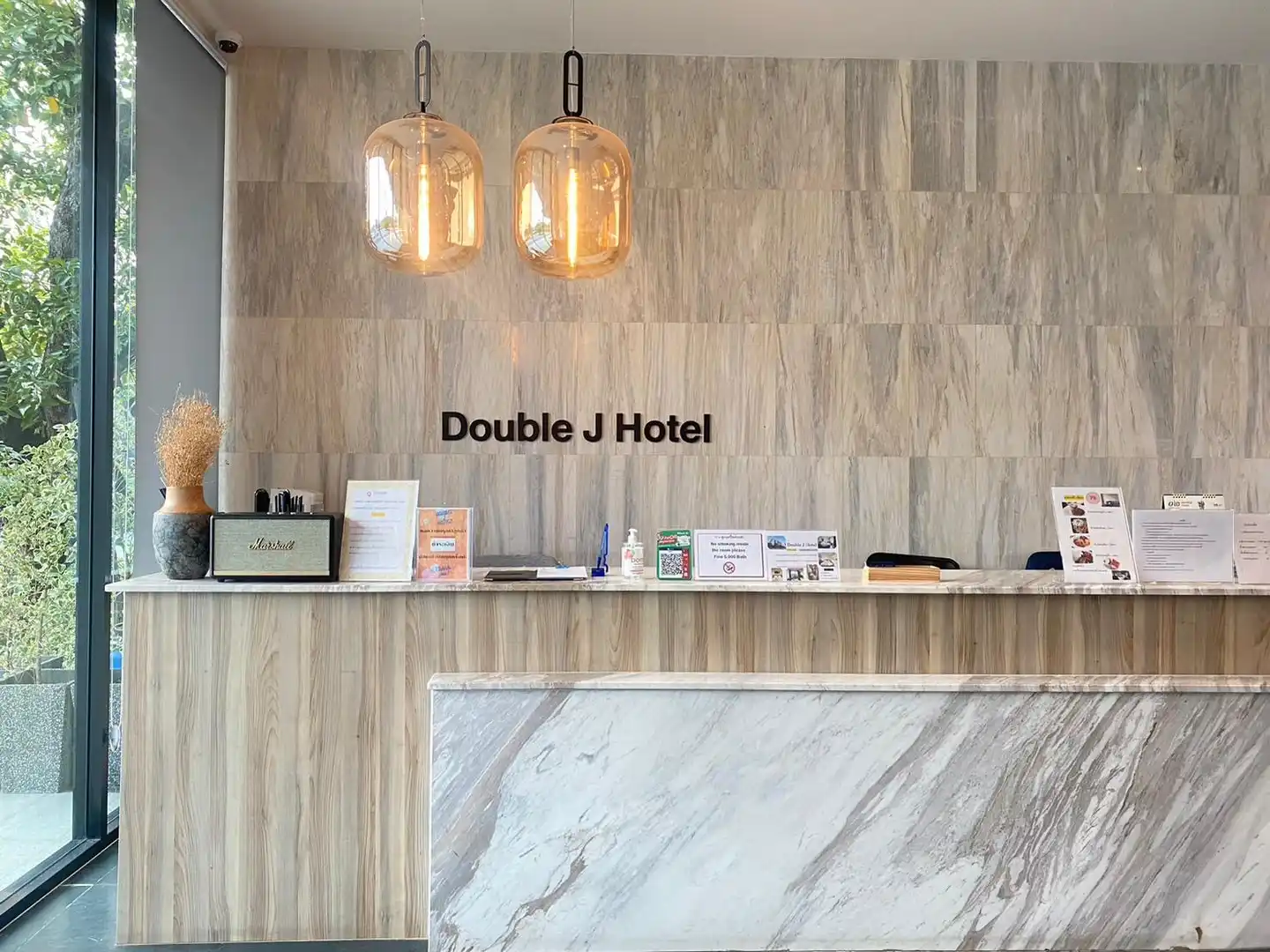Double J Hotel Lobby