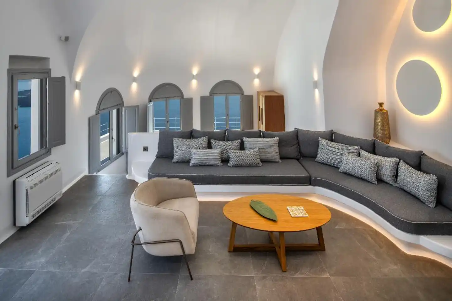 Eteoro Suites Lobby