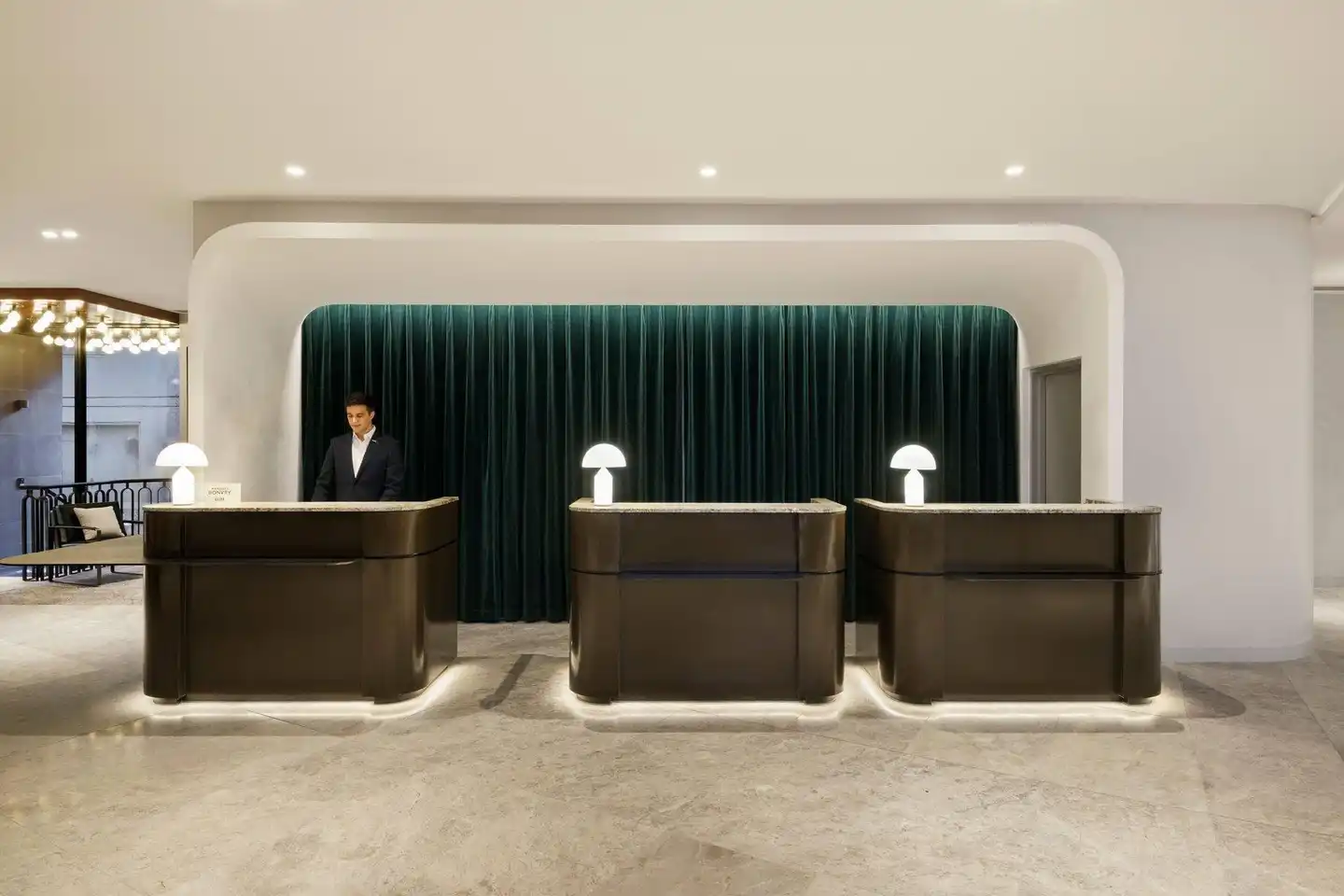 Le Méridien Melbourne Lobby