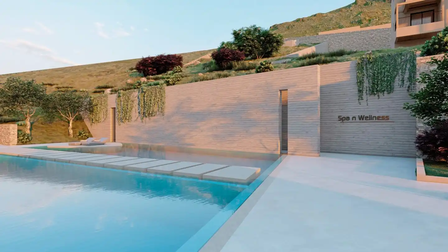 Elios Hill Pool