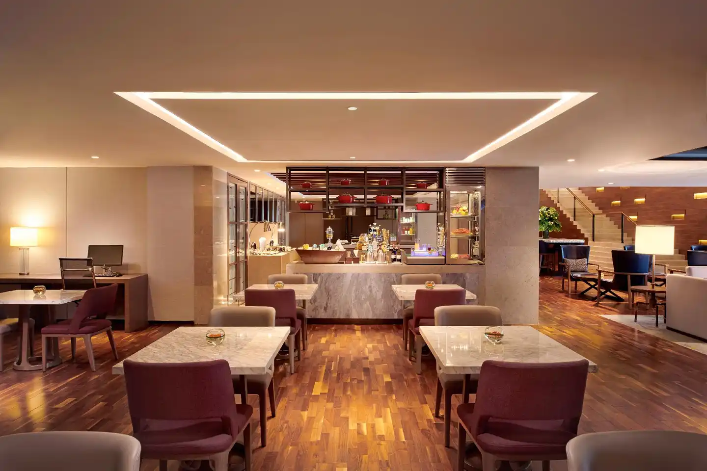 Hilton Kota Kinabalu, Malaysia Lobby