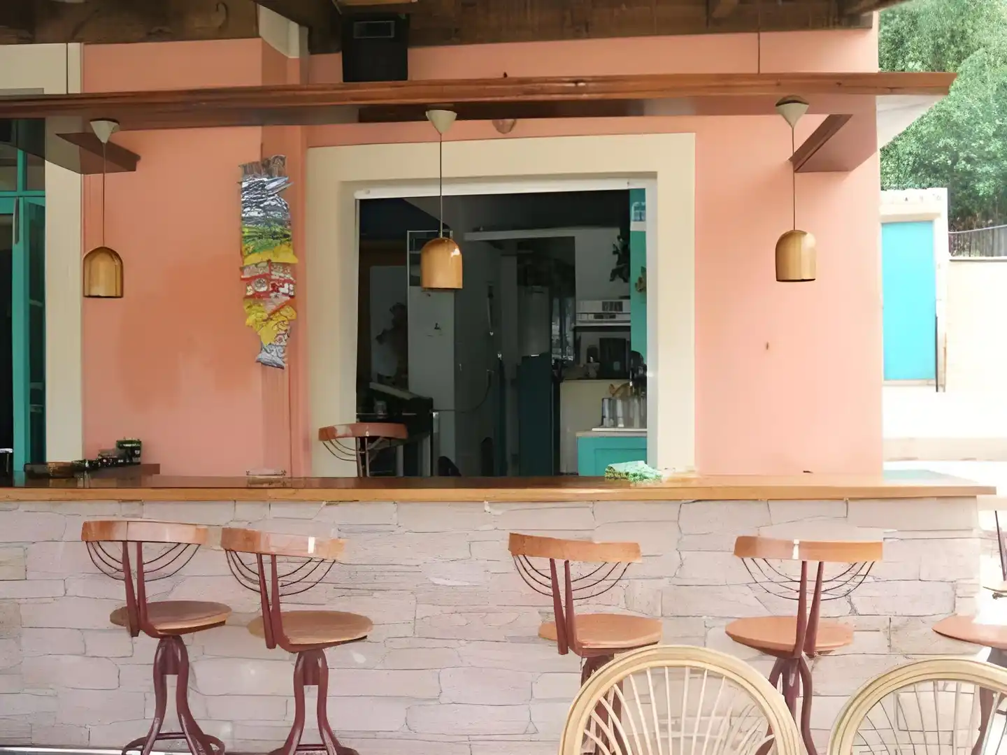 Paleo Inn Bar