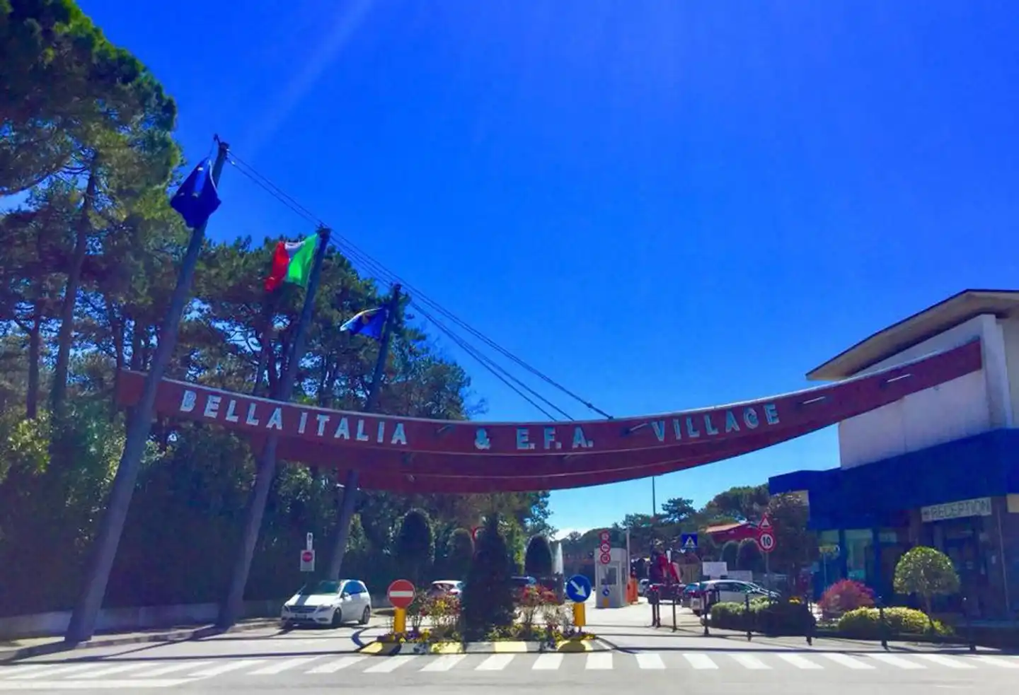 Bella Italia & EFA Village Aussenansicht