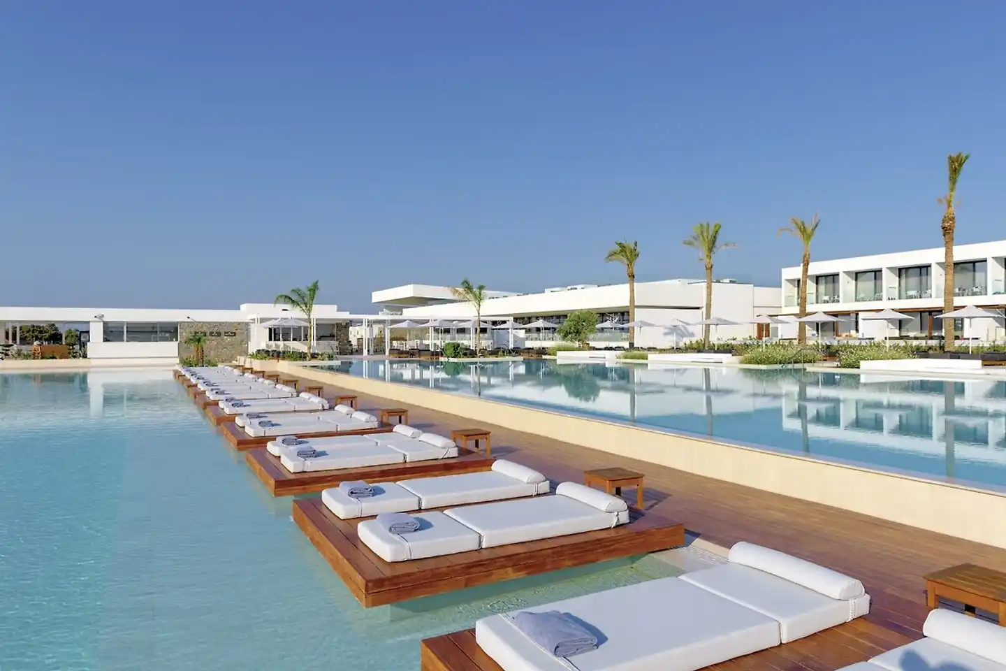 Gennadi Grand Resort Pool