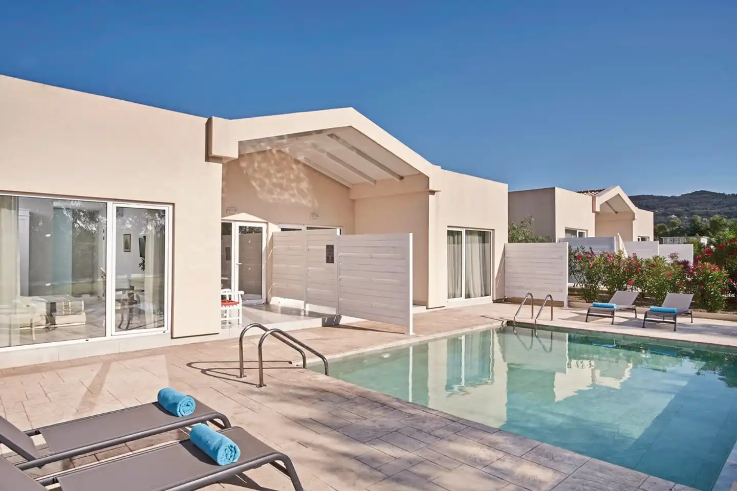 Sandy Villas Resort Pool