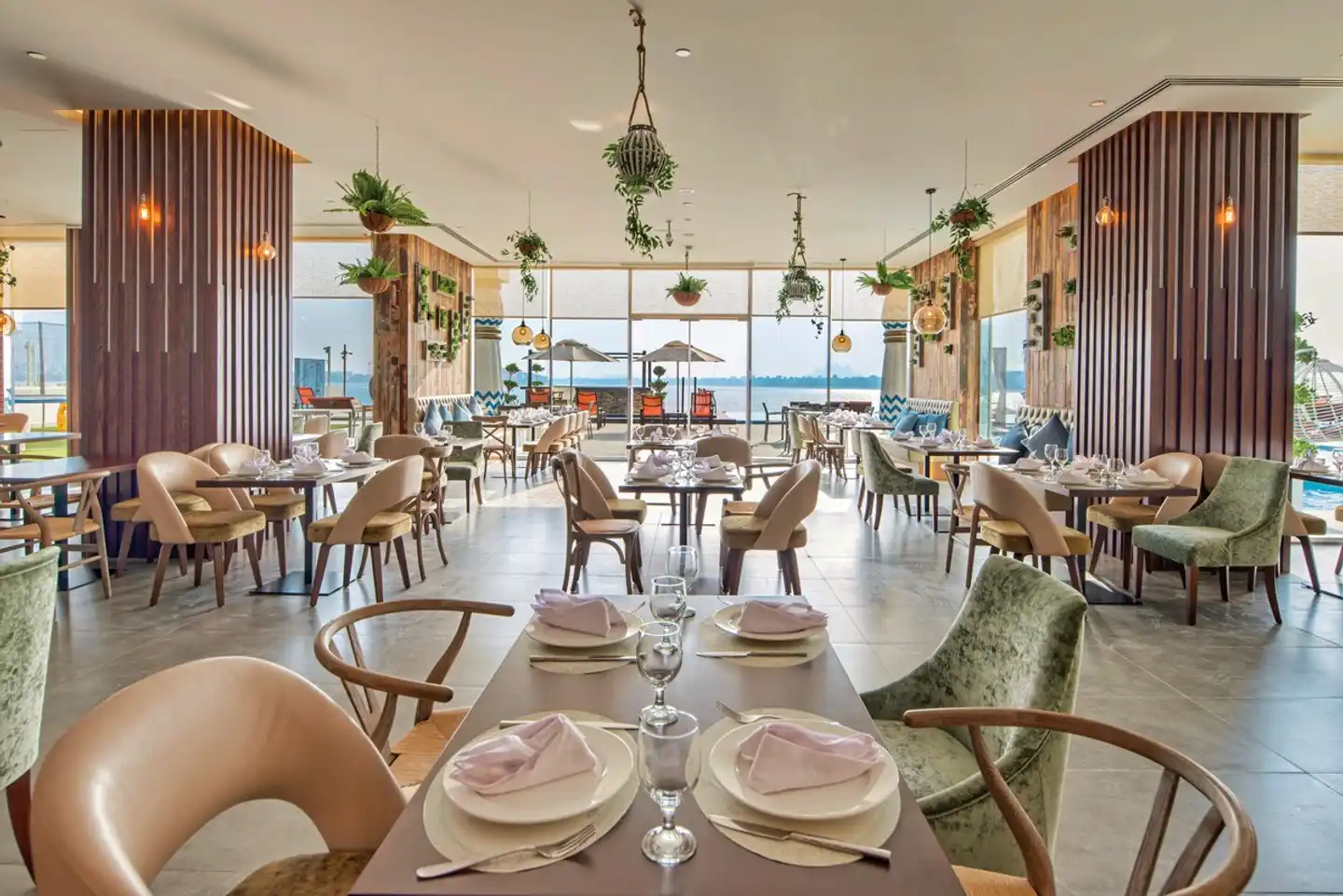 Royal Central Hotel and Resort The Palm Restaurant