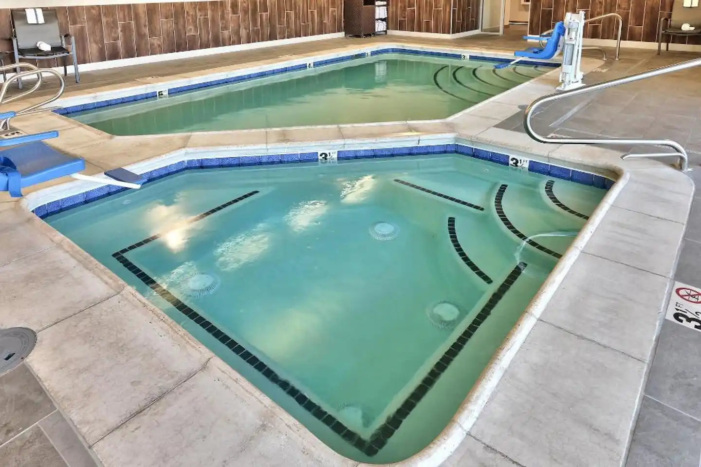 Fairfield Inn & Suites by Marriott Albuquerque North Hallenbad